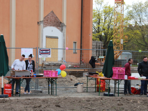  Frühlingsfest Zirkusvorstellung Einweihung des Spielplatzes – Foto 5