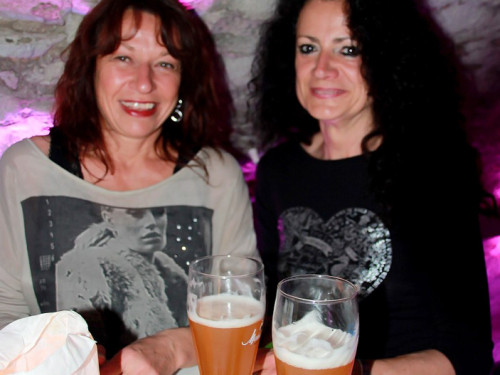 Meinel Weißbierparty Schwarz-Weiß mit DJ Chris Mü – Foto 4