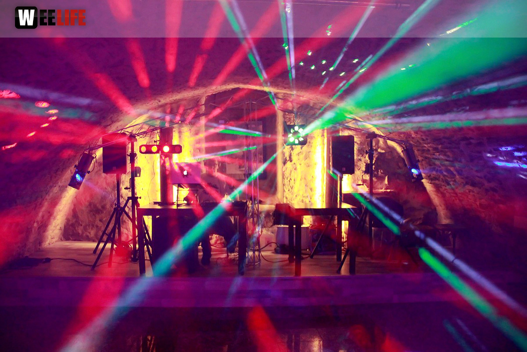 Meinel Weißbierparty Schwarz-Weiß mit DJ Chris Mü