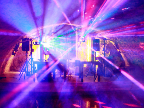 Meinel Weißbierparty Schwarz-Weiß mit DJ Chris Mü – Foto 14