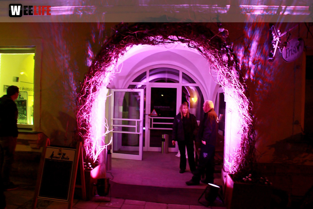 Meinel Weißbierparty Schwarz-Weiß mit DJ Chris Mü