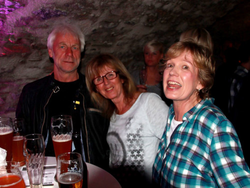 Meinel Weißbierparty Schwarz-Weiß mit DJ Chris Mü – Foto 39