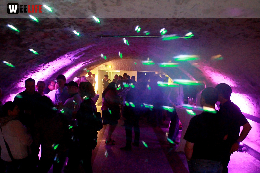 Meinel Weißbierparty Schwarz-Weiß mit DJ Chris Mü
