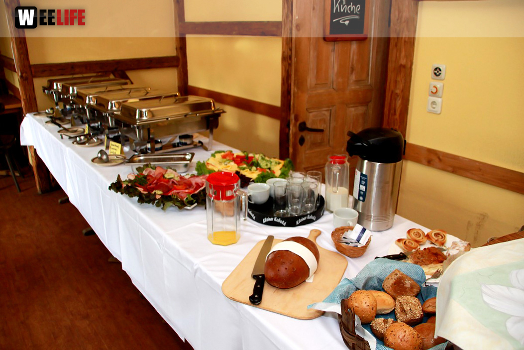 Hof bruncht großer Sonntags-Brunch d. Hofer Gastronomie