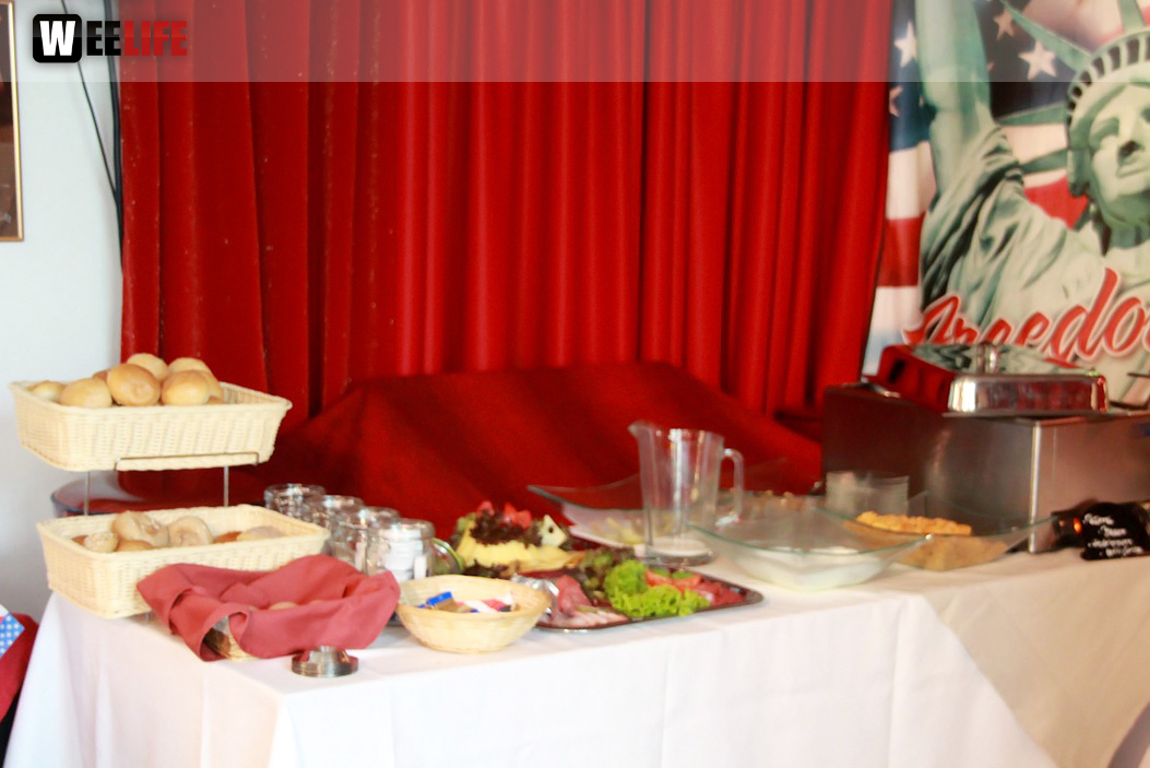 Hof bruncht großer Sonntags-Brunch d. Hofer Gastronomie