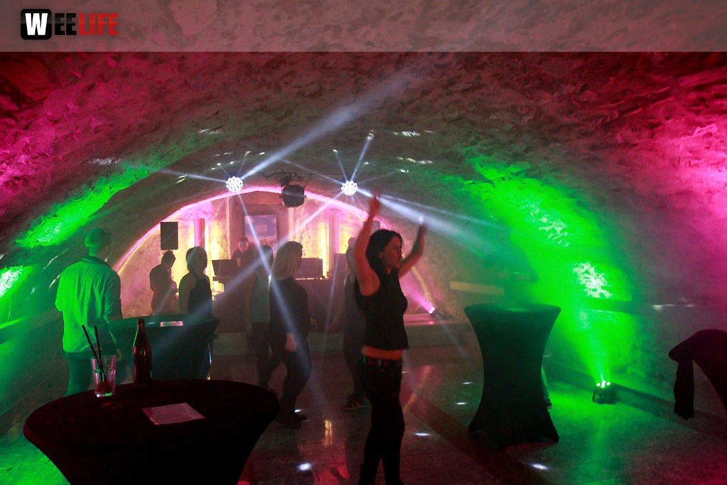 Ü30 Party
