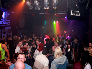 Foto 129990 im Album