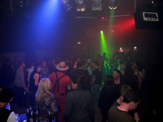 Foto 129998 im Album
