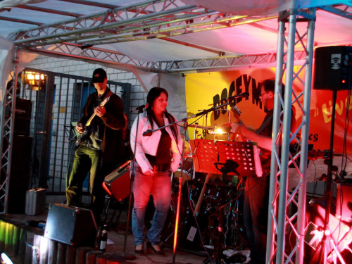 1. InnenHofKonzert 2015 mit Bogeymen – Foto 4