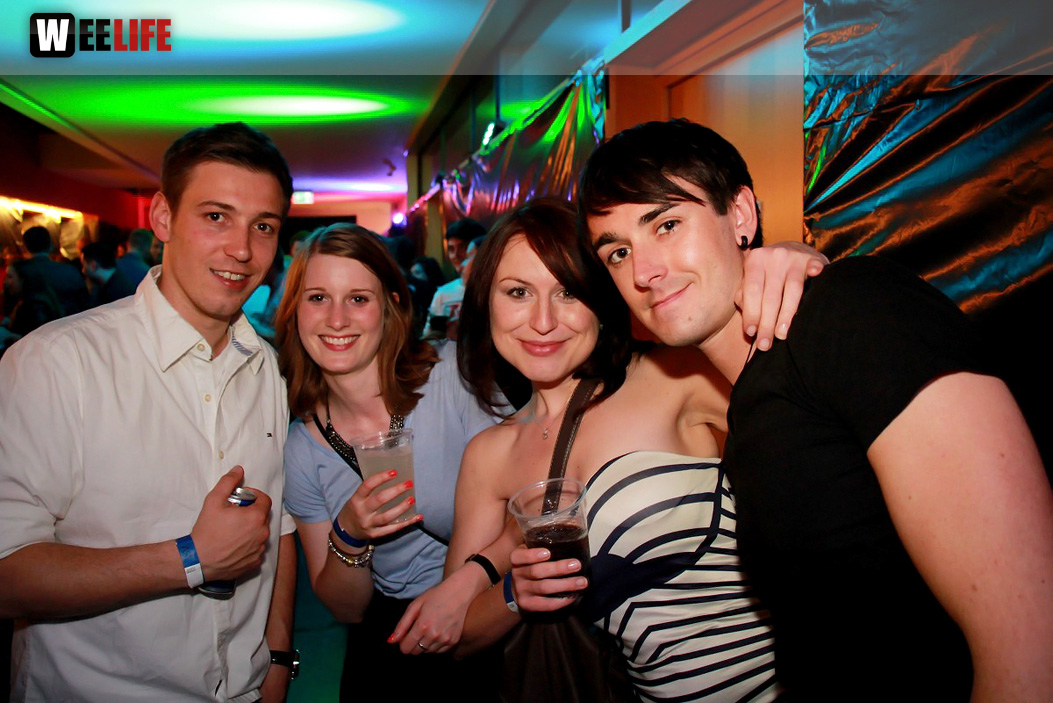 Boom Wars Party