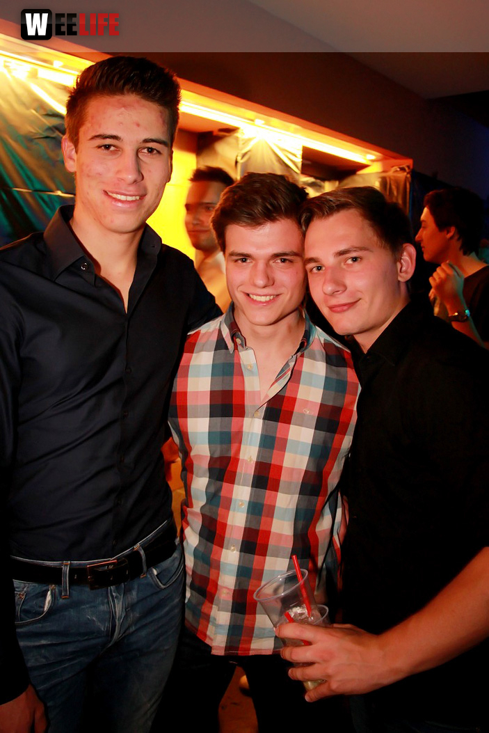 Boom Wars Party