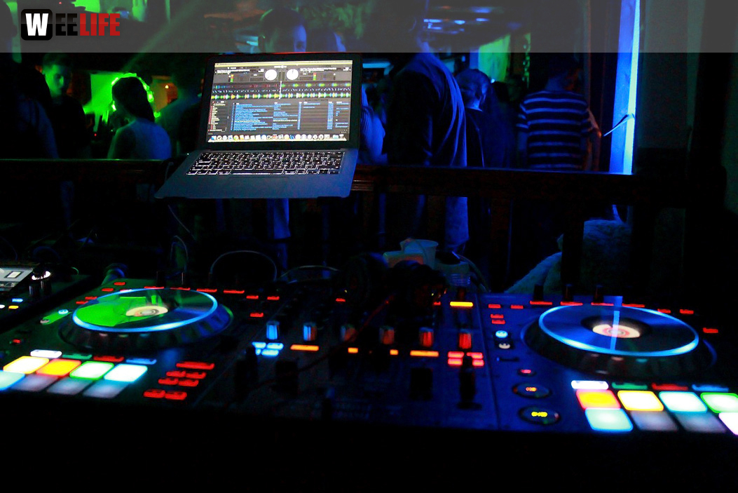 School´s Out Schüler Party