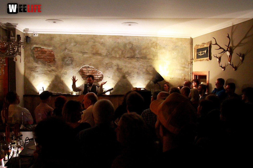 Konzert Svavar Knutur In.Die.Musik Gegen den Strom