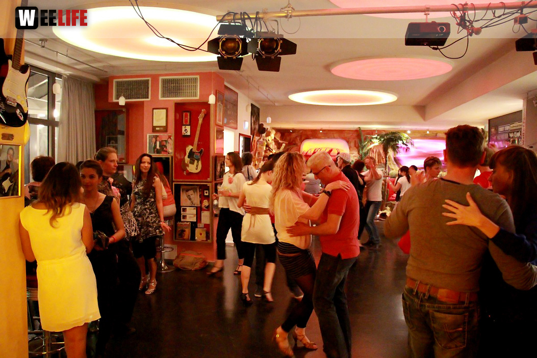 Salsa-Party Latin Night