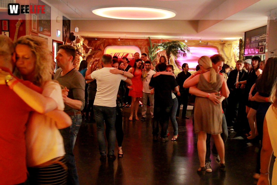 Salsa-Party Latin Night