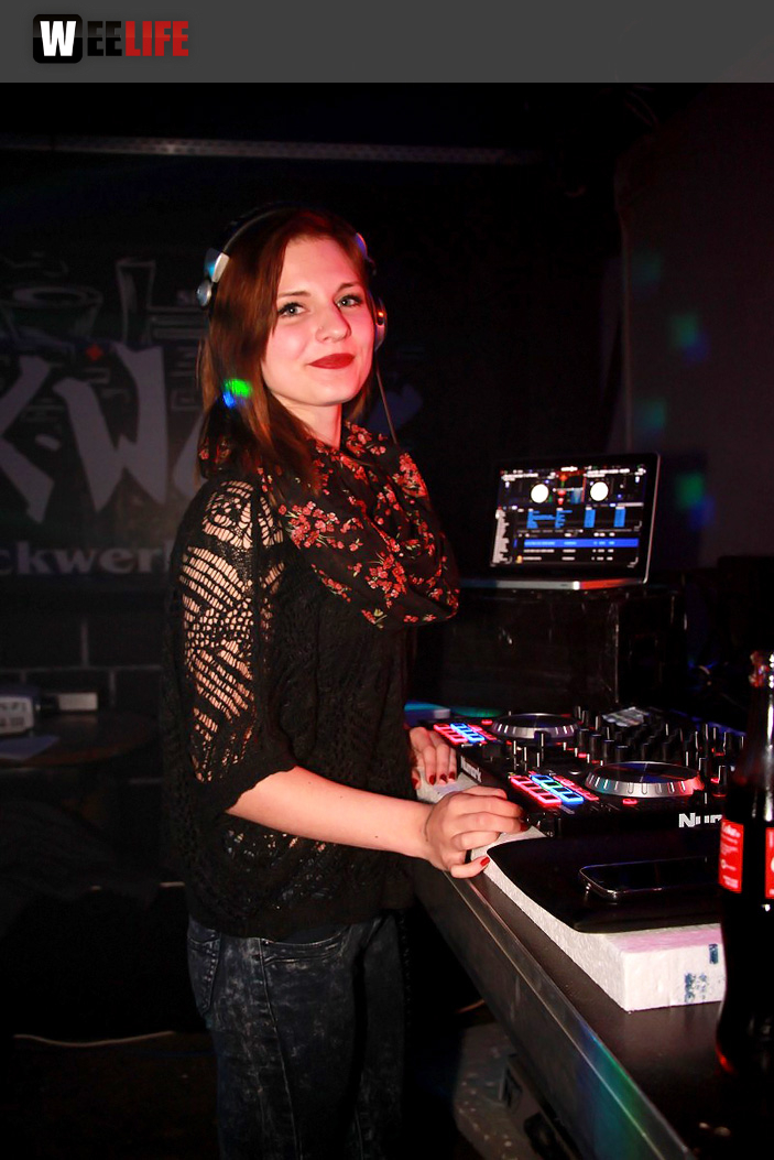 Jugenddisco mit DJane Ina Angel