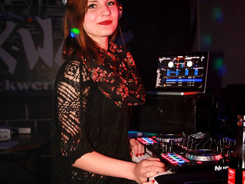 Jugenddisco mit DJane Ina Angel – Foto 6