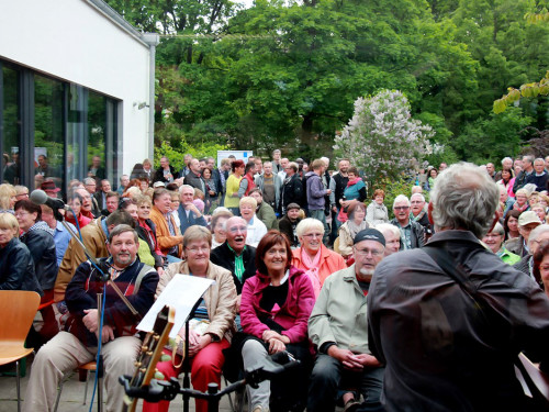 InnenHofKonzert mit Duo Joke Rambacher u. Gerspitzer S. Baker, D. Lüddicke  – Foto 11