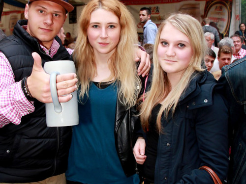 Schlappentag Festbetrieb Abends mit Aischzeit – Foto 48