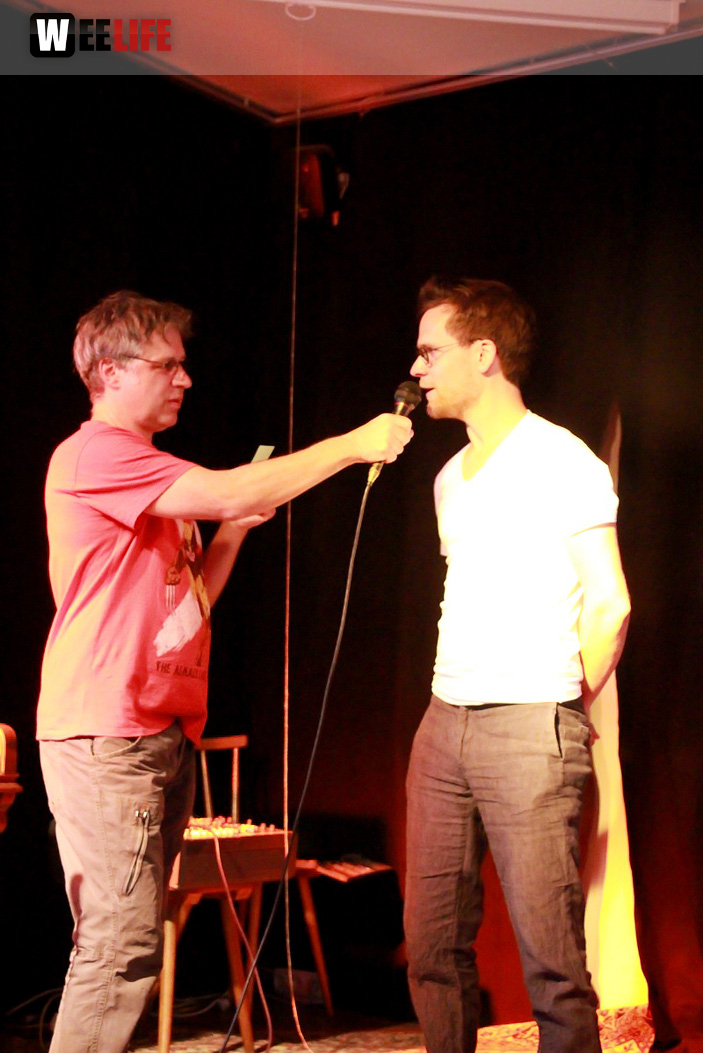 G7 Kunstperfomence mit Roland Spranger
