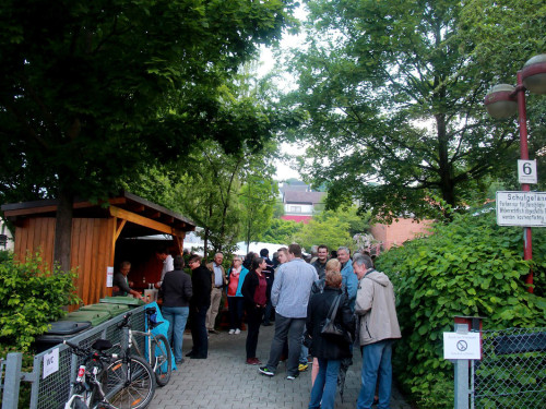 InnenHofKonzert Route No.9 Eisteich Bite the Beagle Angerschule 11.6.2015 – Foto 21