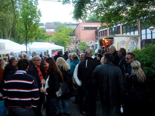 InnenHofKonzert Route No.9 Eisteich Bite the Beagle Angerschule 11.6.2015 – Foto 22