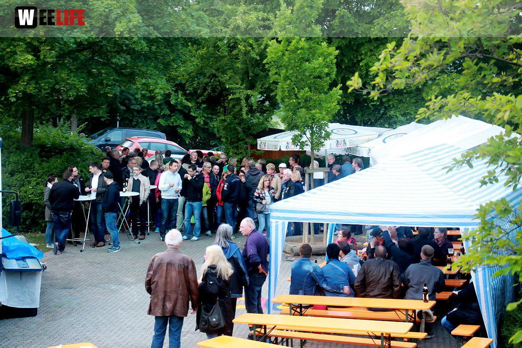 InnenHofKonzert Route No.9 Eisteich Bite the Beagle Angerschule 11.6.2015
