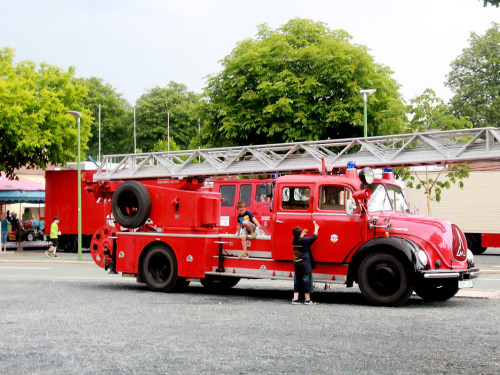 150 Jahre FFW Rehau Fahrzeugsaustellung – Foto 3