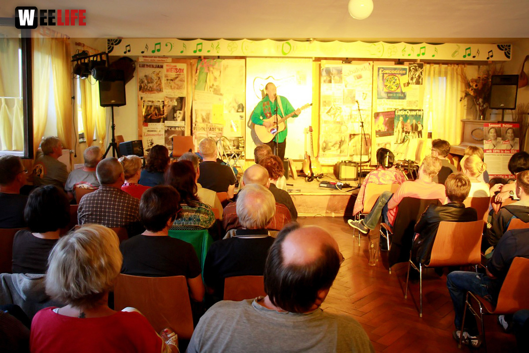 Konzert Mitch Walking Elk Wade Fernandez