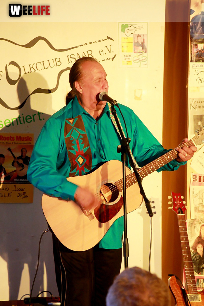 Konzert Mitch Walking Elk Wade Fernandez