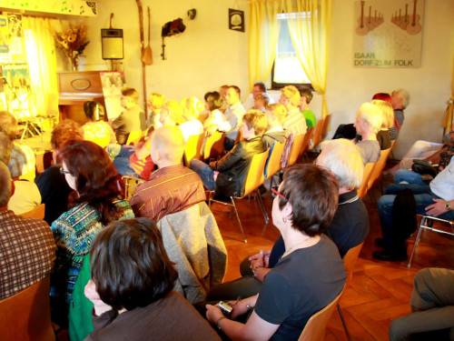 Konzert Mitch Walking Elk Wade Fernandez – Foto 6