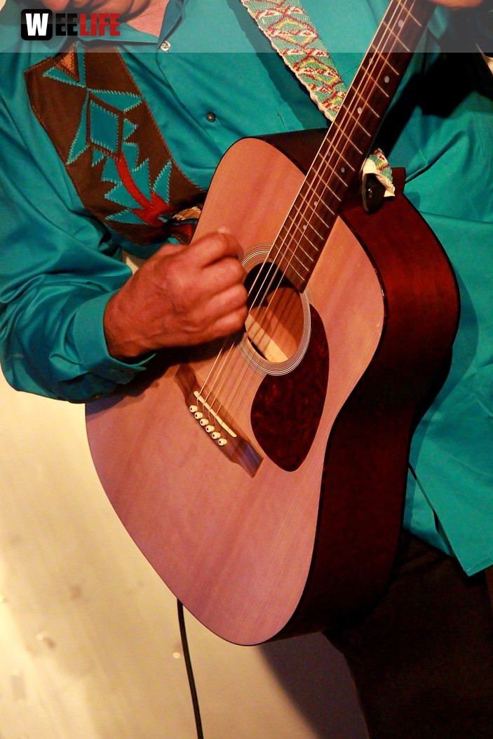 Konzert Mitch Walking Elk Wade Fernandez