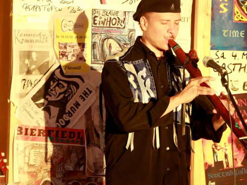 Konzert Mitch Walking Elk Wade Fernandez – Foto 17