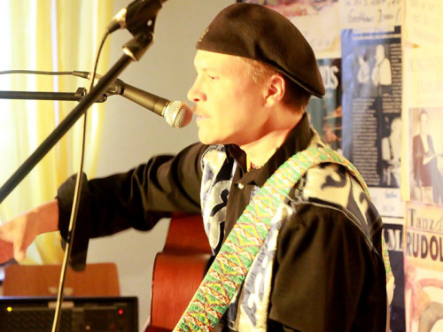 Konzert Mitch Walking Elk Wade Fernandez – Foto 20