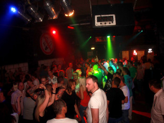 Foto 136132 im Album