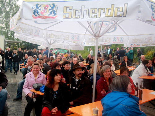 Innenhofkonzert Moschendorf Goller & Götz Wookyvegas Old\'s cool – Foto 16
