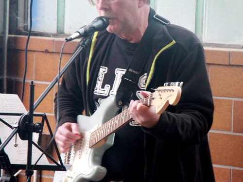 Innenhofkonzert Moschendorf Goller & Götz Wookyvegas Old\'s cool – Foto 33