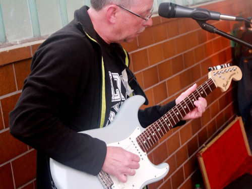 Innenhofkonzert Moschendorf Goller & Götz Wookyvegas Old\'s cool – Foto 45
