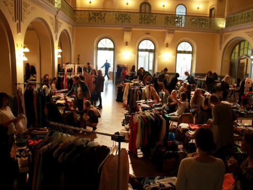 BestFriends Flohmarkt für Frauen – Foto 4