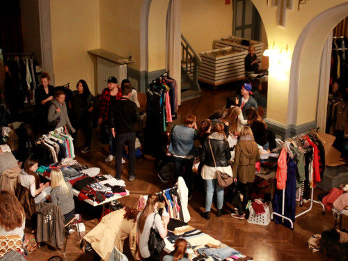 BestFriends Flohmarkt für Frauen – Foto 7
