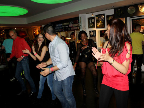 8.LATIN NIGHT Salsa Party – Foto 10