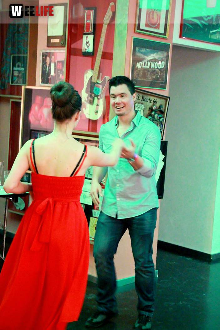 8.LATIN NIGHT Salsa Party