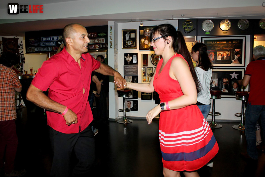 8.LATIN NIGHT Salsa Party