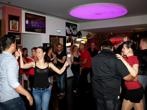 8.LATIN NIGHT Salsa Party – Foto 34