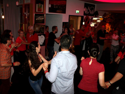 8.LATIN NIGHT Salsa Party – Foto 35