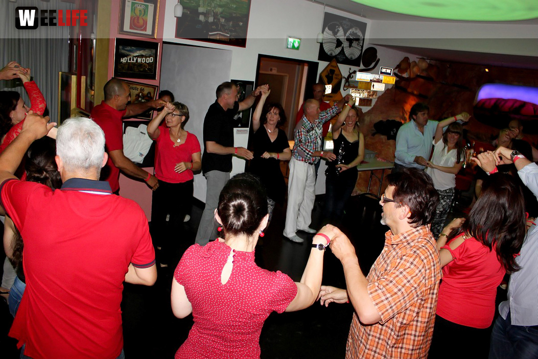 8.LATIN NIGHT Salsa Party