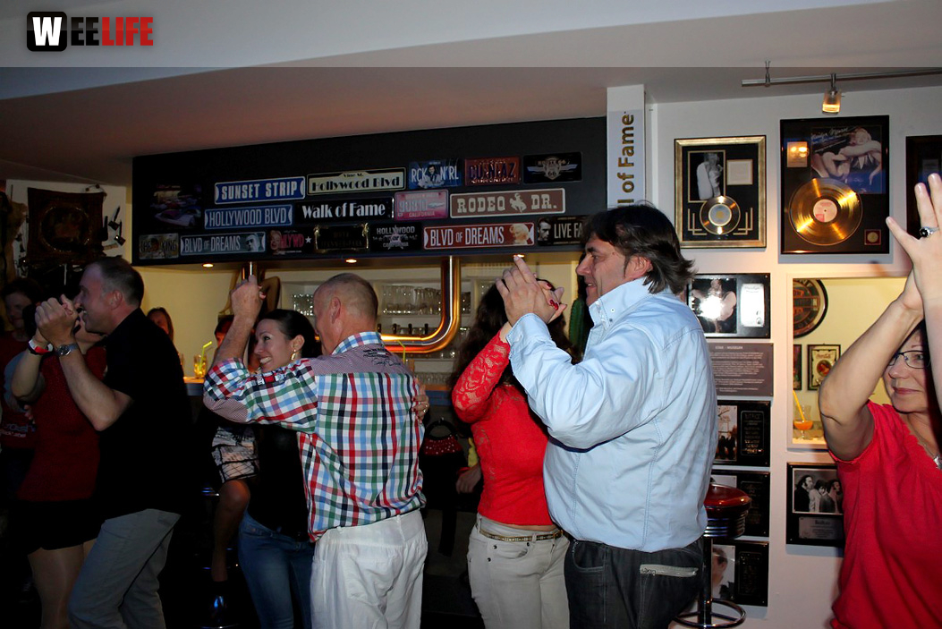 8.LATIN NIGHT Salsa Party
