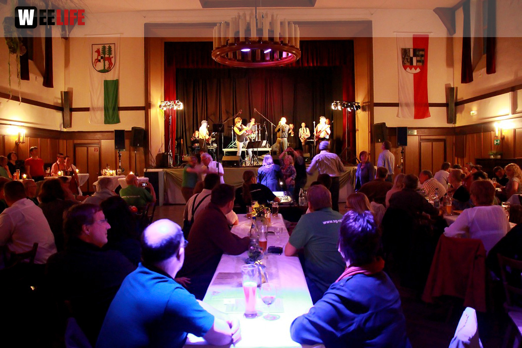 Schützenfest mit Dirty Hackel Band