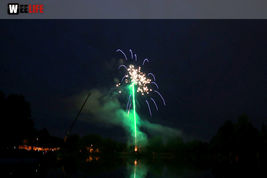 40 Jahre Tauperlitz Seefest  Feuerwerk