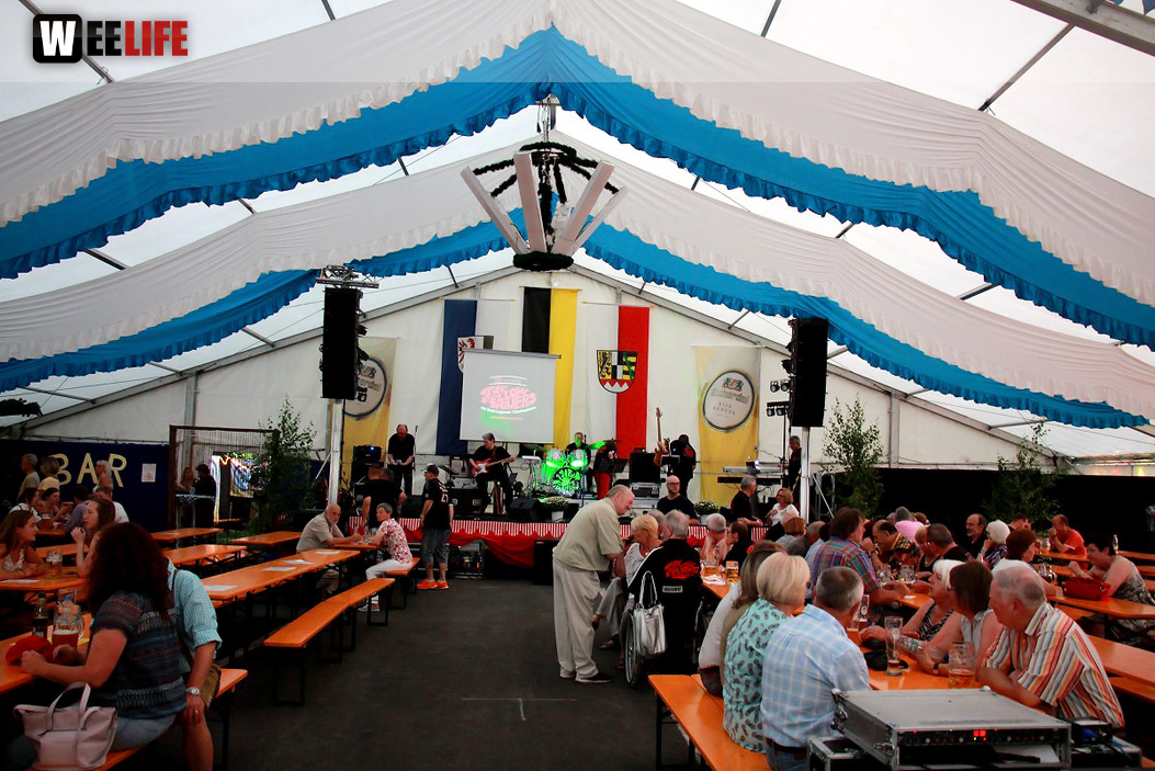 Heimat und  Wiesenfest Oberkotzau mit Fellow Rovers